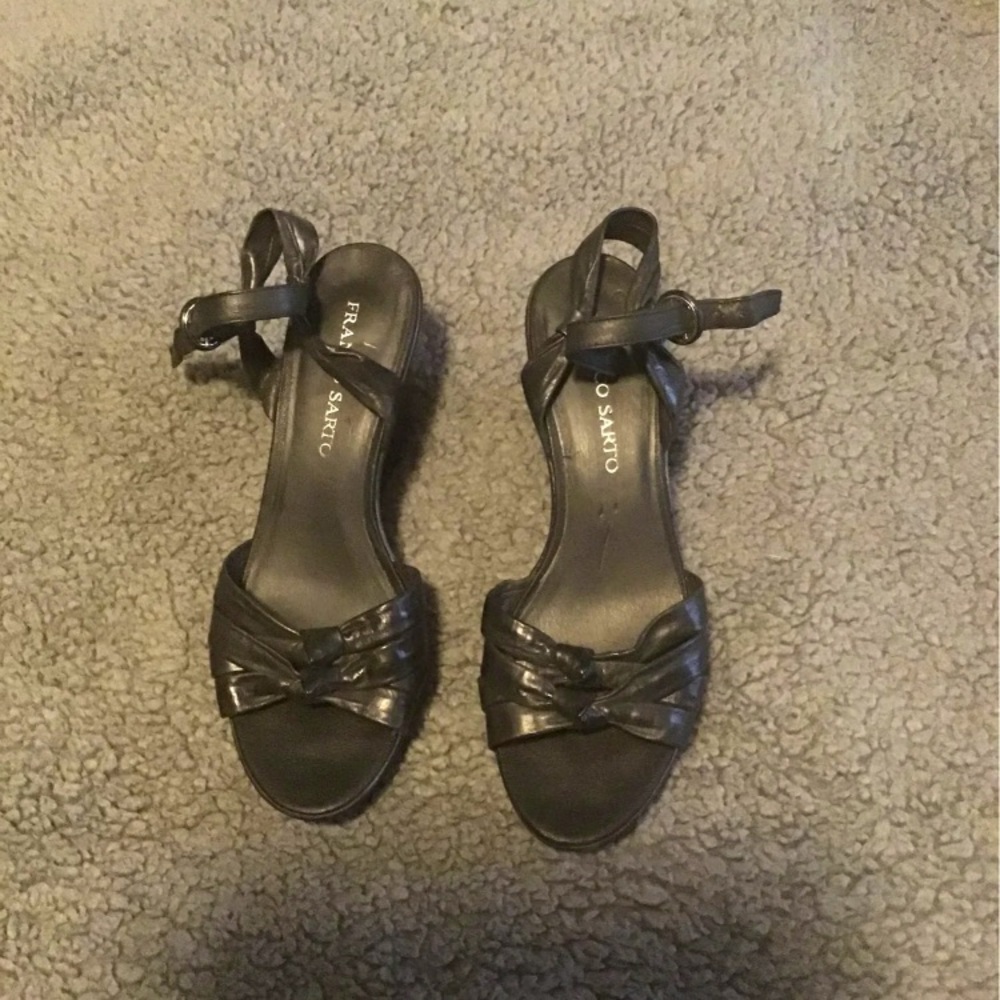 Wedge sandals